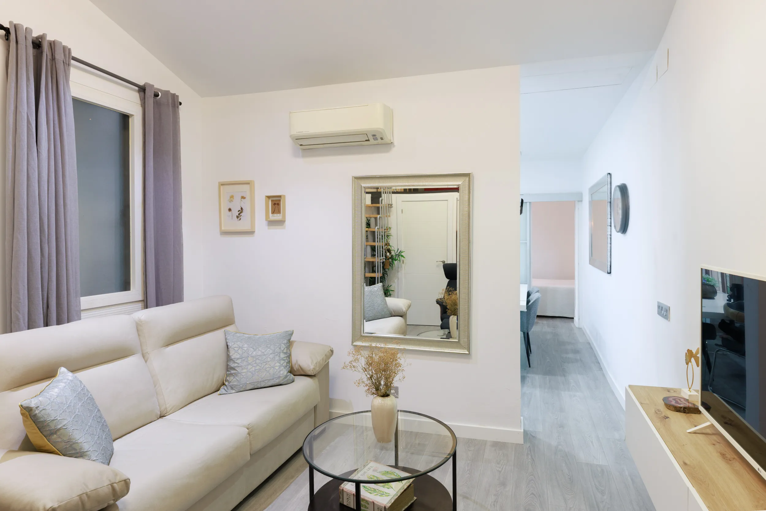Piso en Torrent de l'Olla 42, Gràcia — Salón